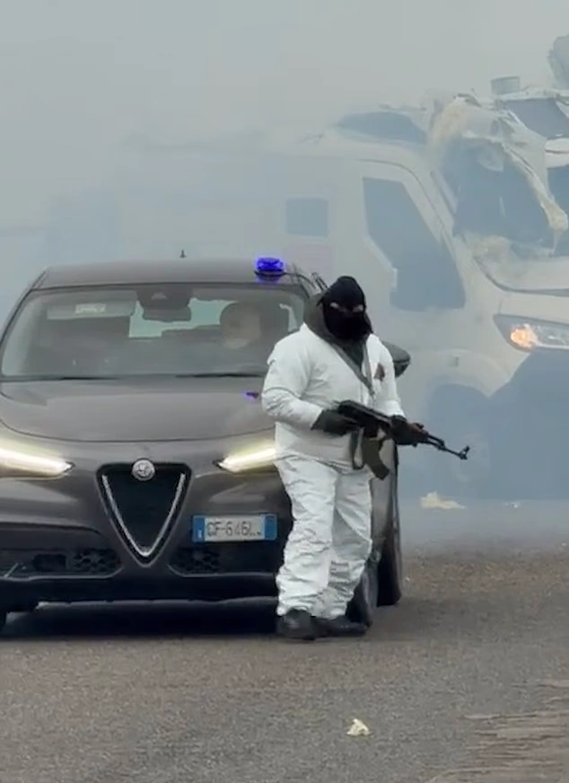 سرقت مسلحانه خودرو حمل پول در ایتالیا-۳