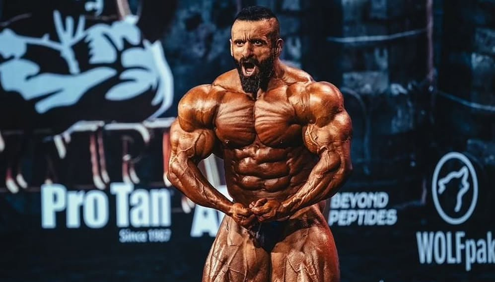 چرا هادی چوپان به یکباره از عرش به فرش رسید؟