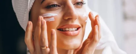 آیا استفاده از کرم باعث باطل شدن روزه فرد می‌شود؟