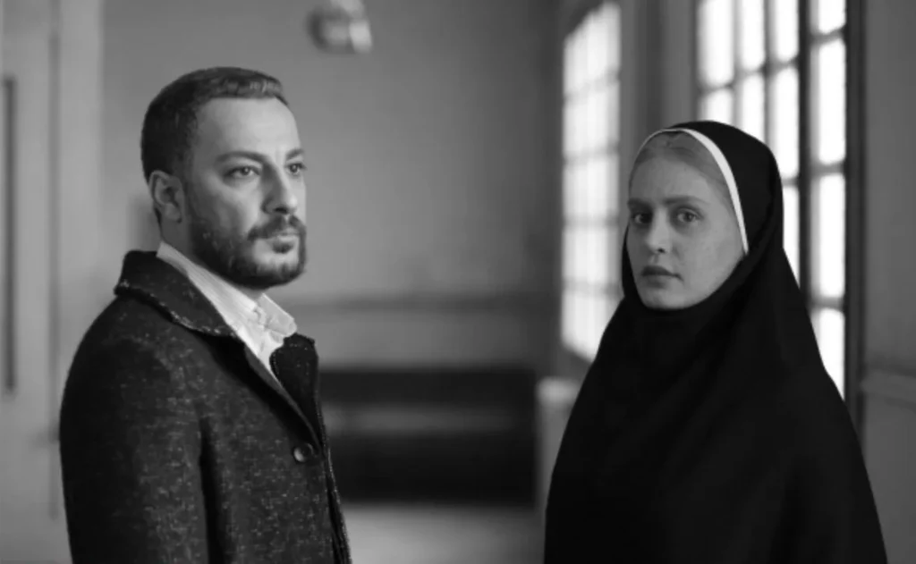 الناز شاکردوست و نوید محمدزاده در خفهگی