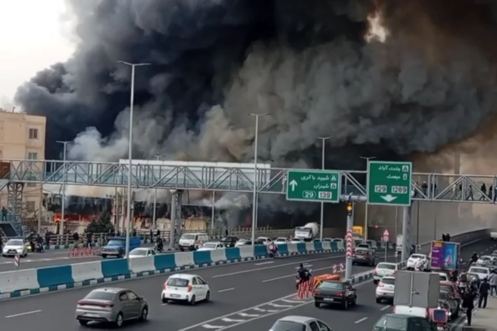 جزئیات آتش‌سوزی گسترده جنت‌آباد در غرب تهران + ویدئو