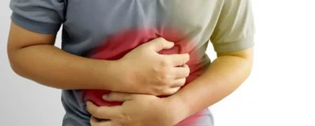 آیا رفلاکس معده و بالا آمدن محتویات آن به دهان باعث باطل شدن روزه می‌شود؟