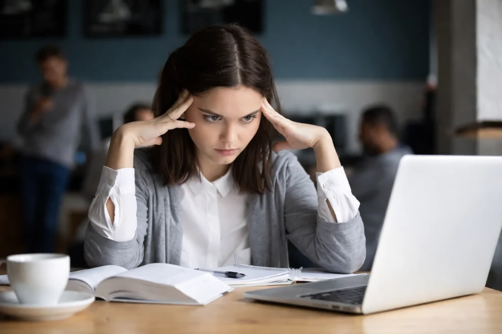 نسل زد به اولین نسلی تبدیل شد که از والدین خود کم‌هوش‌تر است!