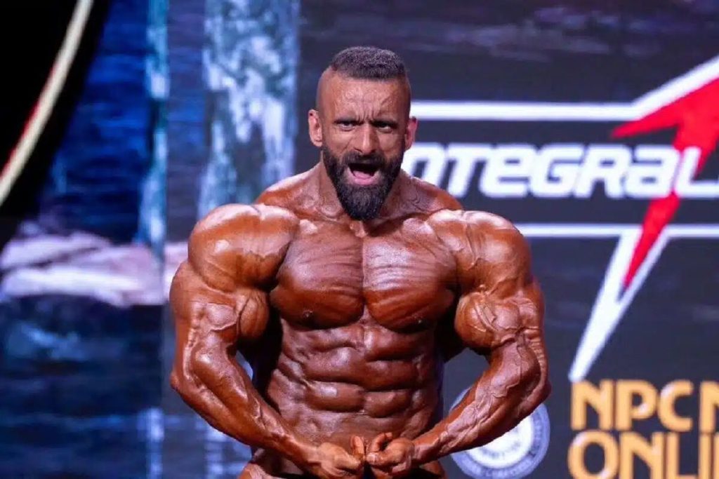 سرنوشت بحث‌برانگیز هادی چوپان؛ از استیج مسترالمپیا تا کمپین حذف پوستر