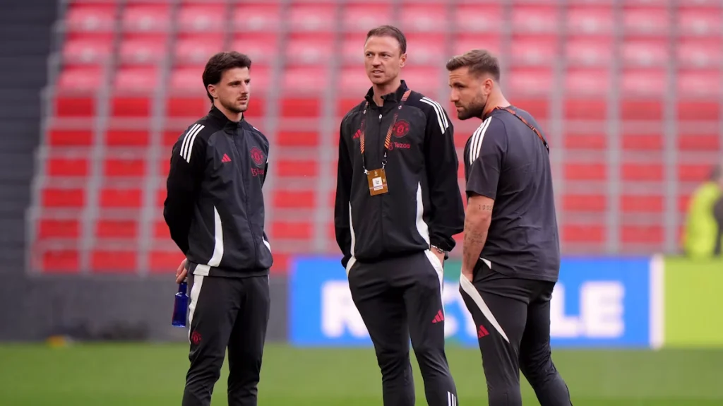 جانی اوانز منچستر یونایتد مربی