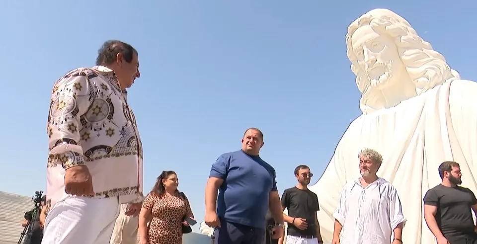 چرا پروژه ساخت مجسمه ۷۷ متری عیسی در ارمنستان با مخالفت کلیسا روبه‌رو شد؟