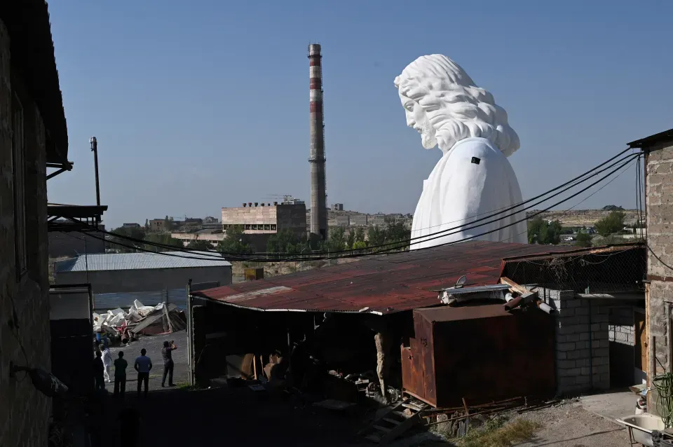 مجسمه عیسی در ارمنستان