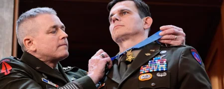 چگونگی مجروح شدن خلبان هلیکوپتر دلتا فورس آمریکا در عملیات دستگیری مادورو