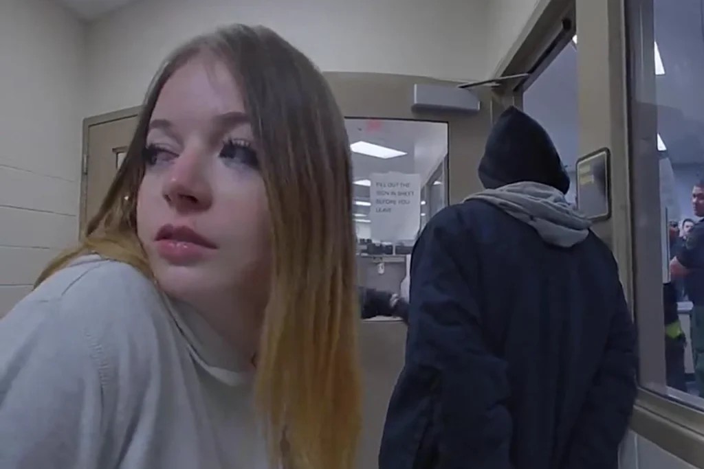 نوجوان ۱۸ ساله پس از مست شدن با ضدعفونی‌کننده دست بازداشت شد + ویدئو