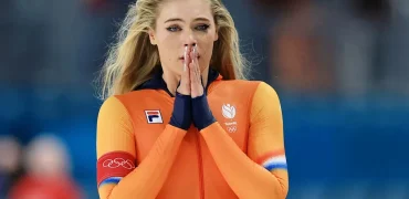 مدال نقره دوست‌دختر جیک‌پاول پس از رقابت نفس‌گیر هلندی‌ها در مسابقات المپیک