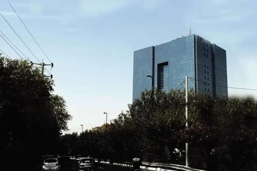 بخشودگی جریمه‌ دیرکرد در پرداخت وام‌های بانکی تا سقف ۷۰۰ میلیون تومان