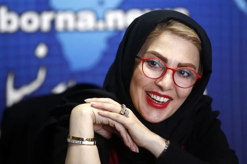 رجزخوانی ژیلا صادقی در تلویزیون برای دونالد ترامپ به زبان انگلیسی + ویدئو