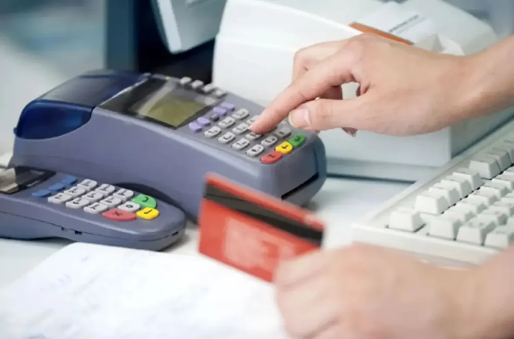 سامانه بانک ملی از دسترس خارج شد؛ ماجرا چیست؟