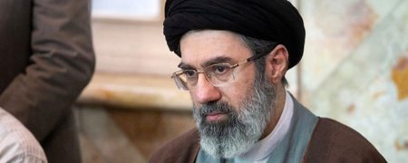 تنها ویدیو منتشر شده از آیت‌الله مجتبی خامنه‌ای رهبر سوم جمهوری اسلامی ایران