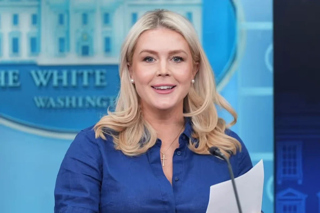 کارولین لیویت به مرخصی زایمان رفت؛ دونالد ترامپ را بیشتر پشت تریبون خواهیم دید؟