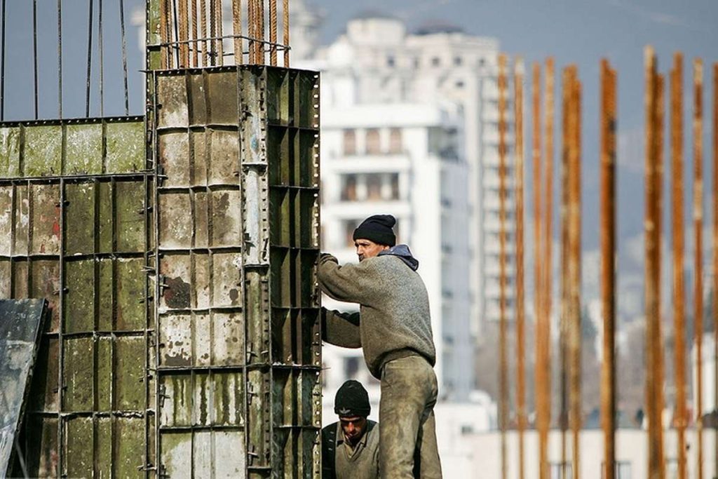 بخشنامه حداقل دستمزد سال ۱۴۰۵ ابلاغ شد؛ مزد روزانه ۵۵۴,۰۰۰ تومانی برای کارگران