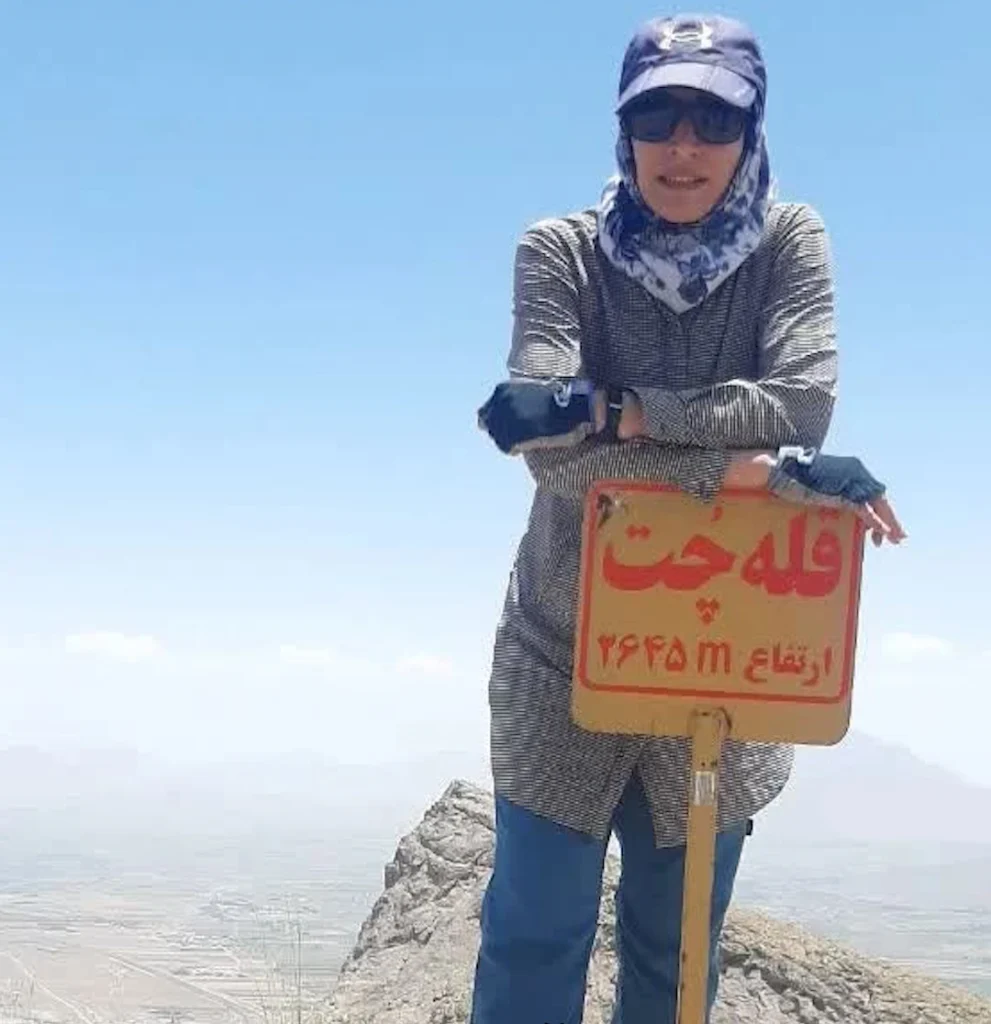 صالحه اکبری