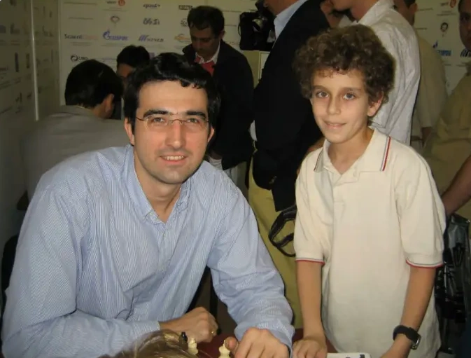 ولادیمیر کرامنیک و دنیل نارودیتسکی