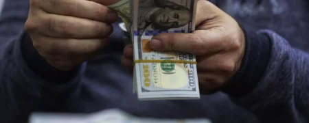فشار تازه واشنگتن به بغداد؛ ۵۰۰ میلیون دلار درآمد نفتی عراق توسط آمریکا بلوکه شد