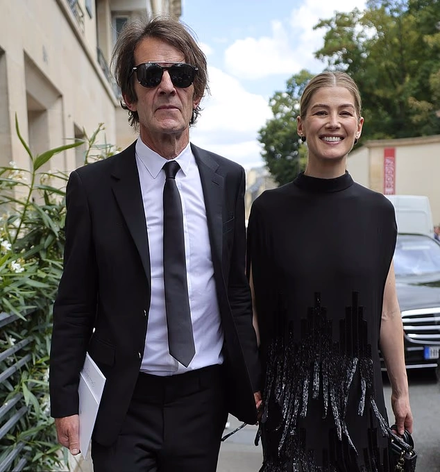 رزمند پایک و رابی یونیاک 