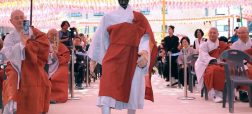 ربات راهب انسان نما