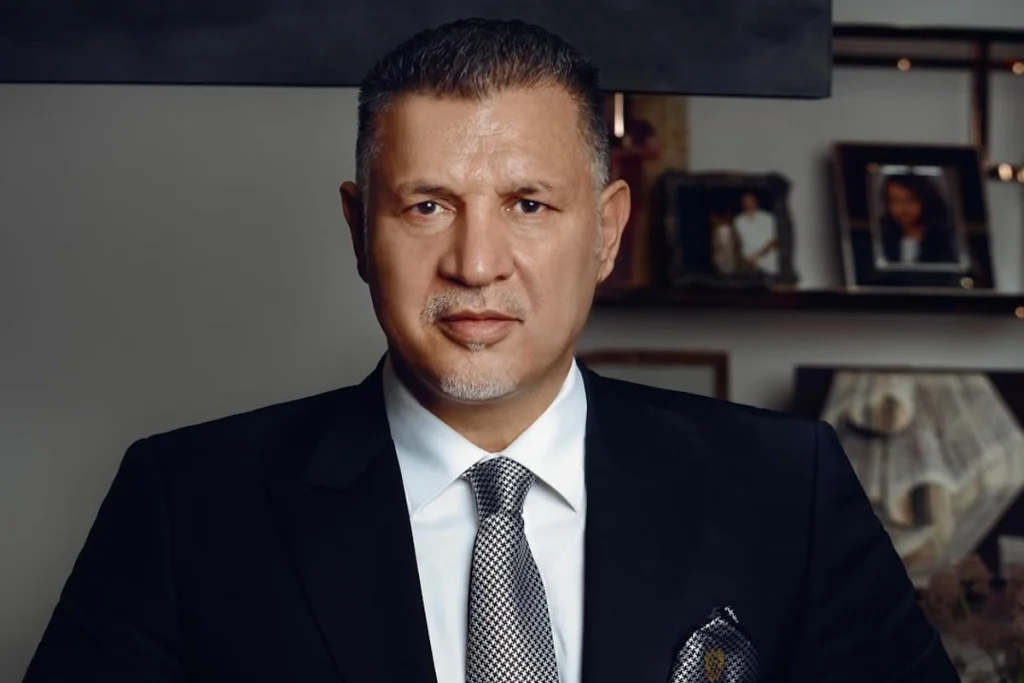 توهین زننده به علی دایی روی آنتن زنده تلویزیون جنجالی شد + ویدئو