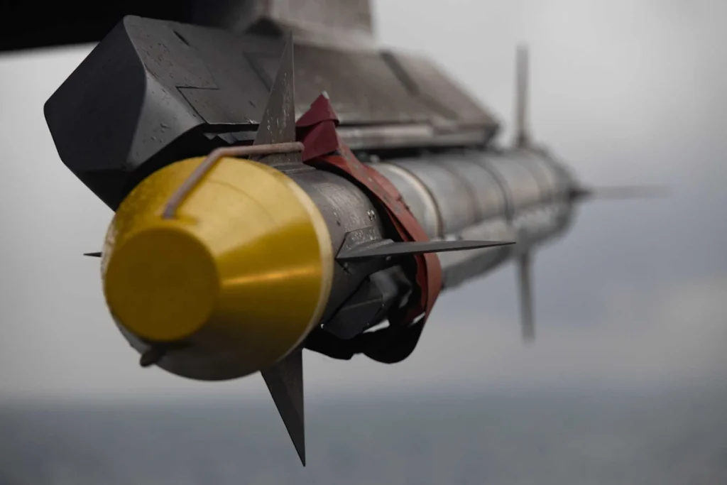 قرارداد ۱.۱ میلیارد دلاری نیروی دریایی آمریکا برای افزایش تولید موشک AIM-9X Block II