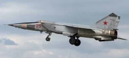 سریع‌ترین جنگنده تاریخ؛ MiG-25 چگونه به سرعت باورنکردنی ماخ ۳.۲ رسید؟