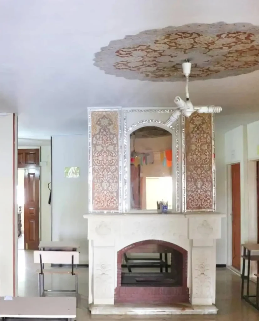 خانه گوگوش در نیاوران