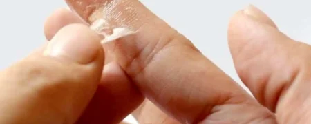 خشکی پوست و کمبود ویتامین؛ کمبود کدام ویتامین باعث خشکی پوست می‌شود؟