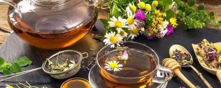 قوی‌ترین دمنوش برای پریود شدن سریع؛ بازکننده قاعدگی فوری در خانه