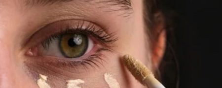 7 اشتباه رایج در استفاده از کانسیلر که آرایش شما را مصنوعی نشان می‌دهد
