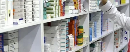 حذف ارز ترجیحی مواد اولیه دارویی؛ بیماران منتظر موج جدید گرانی دارو باشند؟
