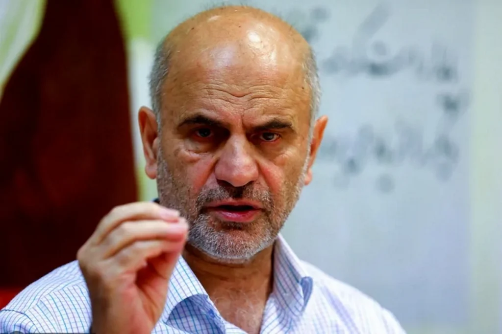 هشدار اقتصاددان درباره فقر گسترده؛ هجوم نبردن به فروشگاه‌ها به خاطر نداشتن قدرت خرید است