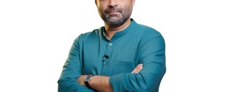 ادامه حواشی داور جنجالی برنامه «سرآشپز»؛ این بار شکستن ظرف وسط برنامه + ویدیو