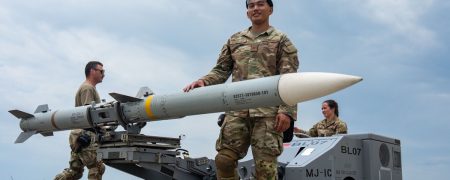 قرارداد ۲۱ میلیارد دلاری Raytheon تولید موشک AMRAAM را سالانه دو برابر می‌کند