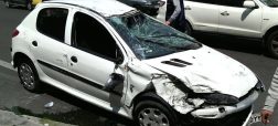 عجیب‌ترین صحنه تصادف امسال در رشت میان یک موتورسیکلت با خودروی 206 رقم خورد