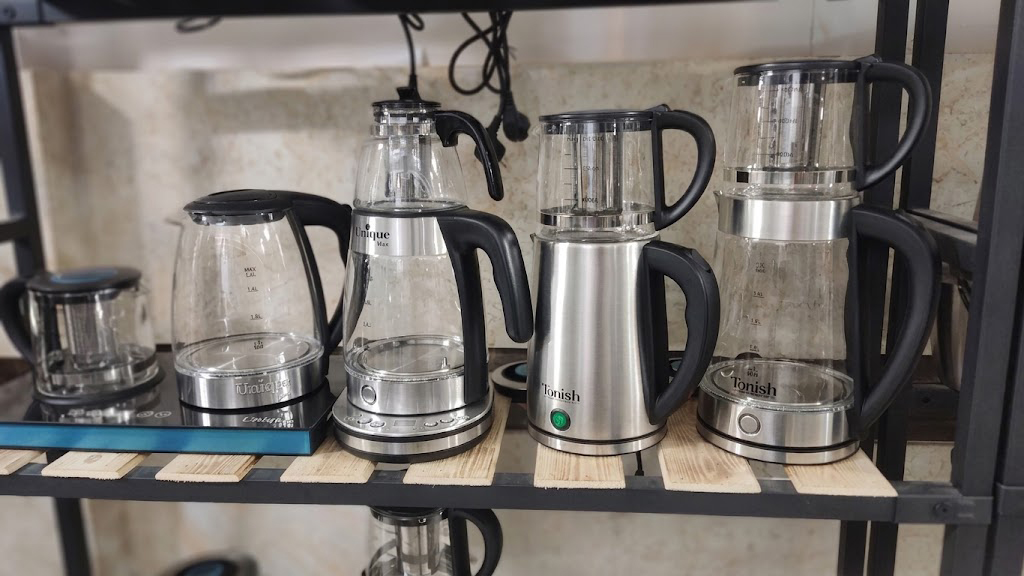 چای ساز شیشه ای یا استیل؛ کدام بهتر است؟