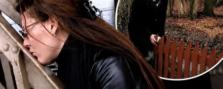 زندگی عاشقانه عجیب زنی که با برج ایفل ازدواج کرد و بعد از ۱۵ سال عاشق یک حصار شد