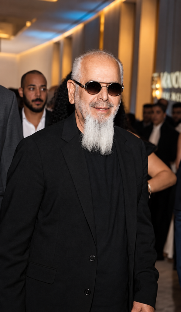 کوروش منصوری