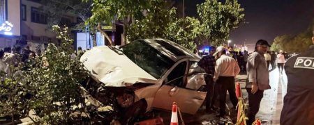 برخورد خودرو با تجمع شبانه در مشهد ۴ کشته و بیش از ۱۰ زخمی بر جای گذاشت + ویدئو