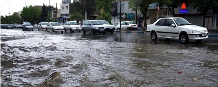 بارش شدید باران در کرج موجب جاری شدن سیلاب در عظیمیه شد + ویدیو