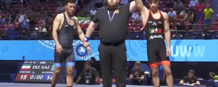 اهورا خاطری در یک کشتی پرهیجان حریف قزاقستانی خود را ۱۵ بر ۱۴ شکست داد