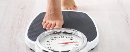 بهترین زمان وزن کشی بدن؛ نکاتی برای اندازه‌گیری دقیق وزن به همراه تفسیر نتایج آن