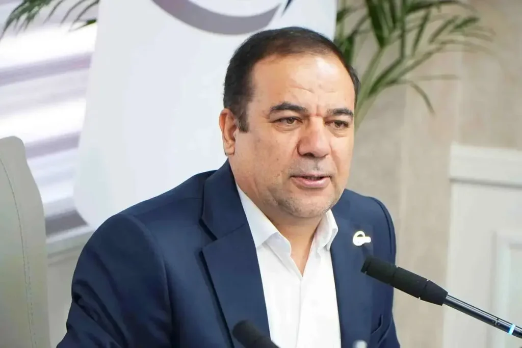 مصطفی متدین مدیرعامل استقلال شد؛ بیوگرافی و سوابق مدیر جدید آبی‌ها