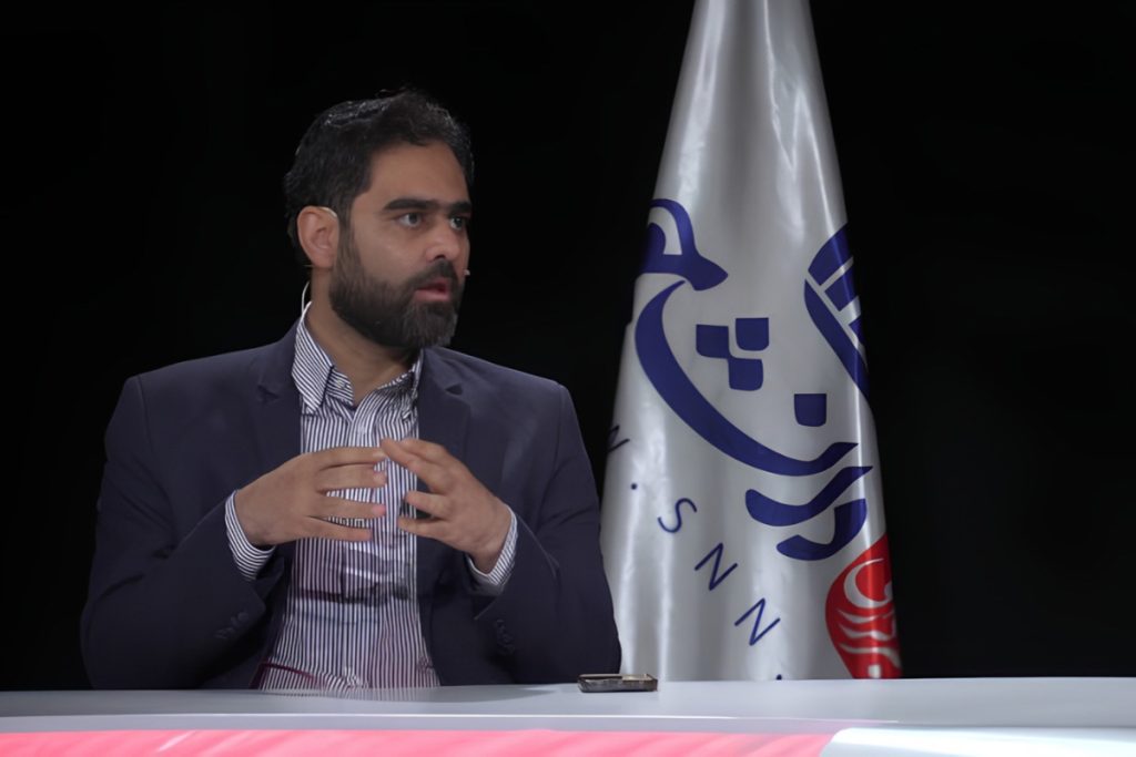 پاسخ مجری صداوسیما به اظهارات امیرحسین ثابتی درباره پایان جنگ با مذاکره وایرال شد