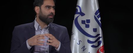 پاسخ مجری صداوسیما به اظهارات امیرحسین ثابتی درباره پایان جنگ با مذاکره وایرال شد