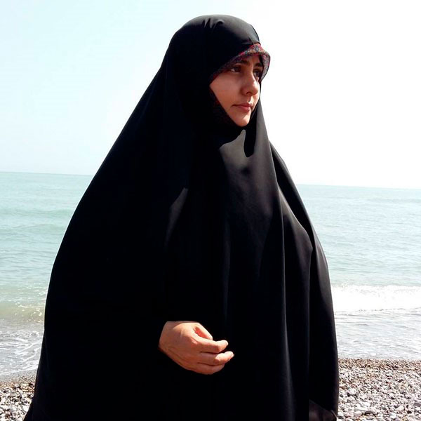 زینب ابوطالبی مجری شبکه افق